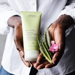 Aveda Be Curly™ Enhancer -Beauté Cheveux Soldes aveda be curly enhancer creme coiffante definition des boucles 4
