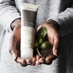 Aveda Damage Remedy™ Daily Hair Repair 15 Aveda Damage Remedy™ Daily Hair Repair -Beauté Cheveux Soldes aveda damage remedy daily hair repair cure regenerante pour cheveux 5