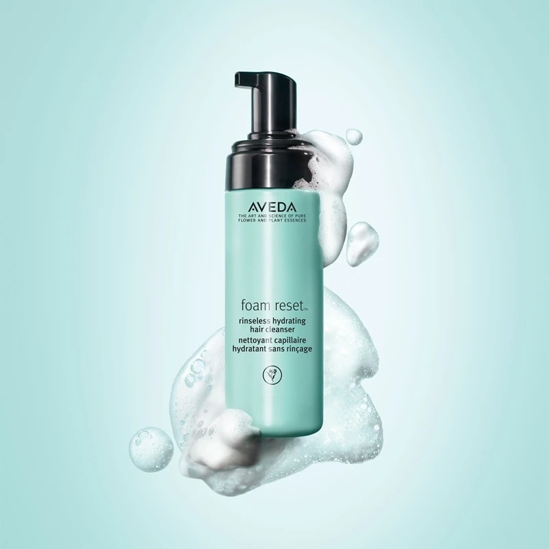 Aveda Foam Reset™ Rinseless Hydrating Hair Cleanser 4 Aveda Foam Reset™ Rinseless Hydrating Hair Cleanser – Image 2