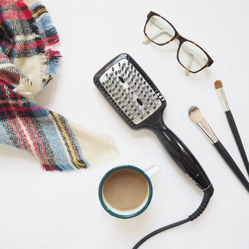 BaByliss Smoothing Heated Brush HSB101E 5 BaByliss Smoothing Heated Brush HSB101E – Image 3