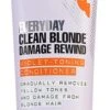 Fudge Everyday Clean Blonde Damage Rewind Conditioner 1 Fudge Everyday Clean Blonde Damage Rewind Conditioner -Beauté Cheveux Soldes fudge everyday clean blonde damage rewind conditioner apres shampoing usage quotidien pour cheveux blonds et meches